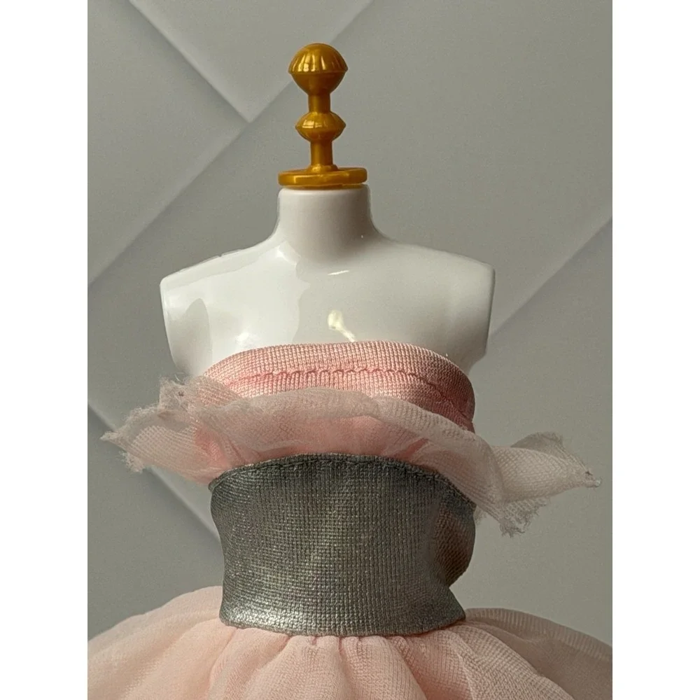 1991 Barbie Fashion Gift Pack Set Pink Silver Dress Gown Strapless Tulle Skirt
